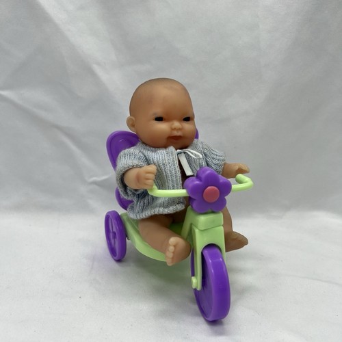 Adorabile baby doll vinile - in,